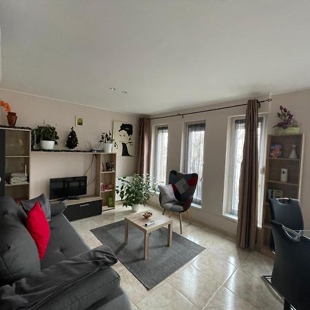 Nyil Apartman Wellnes Дебрецен Екстер'єр фото