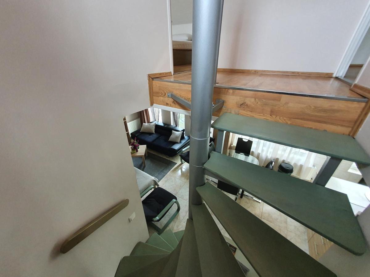 Nyil Apartman Wellnes Дебрецен Екстер'єр фото